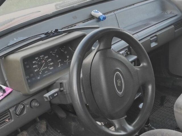 Красный ВАЗ 2109, объемом двигателя 1.5 л и пробегом 33 тыс. км за 1200 $, фото 4 на Automoto.ua