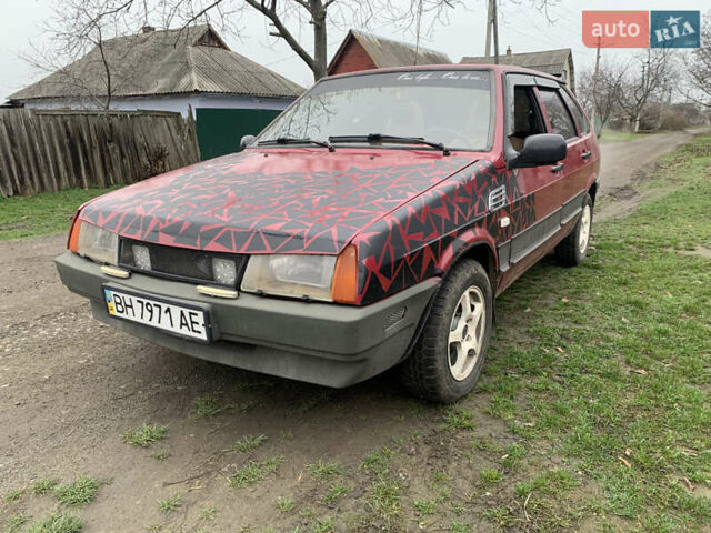 Красный ВАЗ 2109, объемом двигателя 1.5 л и пробегом 200 тыс. км за 1200 $, фото 4 на Automoto.ua