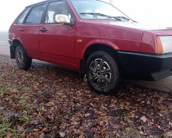 Красный ВАЗ 2109, объемом двигателя 1.3 л и пробегом 90 тыс. км за 750 $, фото 4 на Automoto.ua