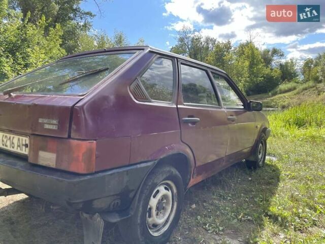 ВАЗ 2109 1991 в Чернигове на Automoto.ua Красный ВАЗ 2109, объемом двигателя 1.5 л и пробегом 250 тыс. км за 700 $, фото 1 на Automoto.ua