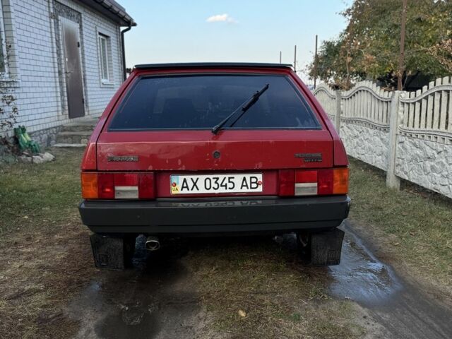 Красный ВАЗ 2109, объемом двигателя 1.5 л и пробегом 80 тыс. км за 1100 $, фото 3 на Automoto.ua
