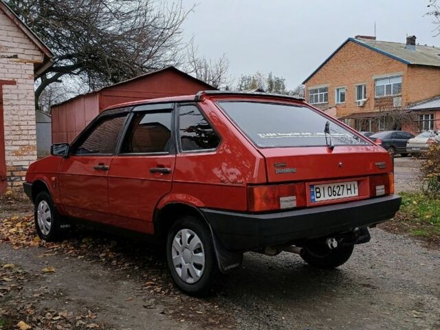 Красный ВАЗ 2109, объемом двигателя 1.3 л и пробегом 252 тыс. км за 1220 $, фото 1 на Automoto.ua