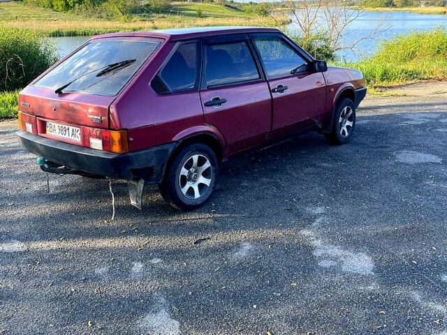 Красный ВАЗ 2109, объемом двигателя 1.5 л и пробегом 199 тыс. км за 1200 $, фото 3 на Automoto.ua