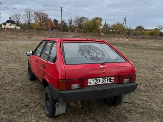 Красный ВАЗ 2109, объемом двигателя 0 л и пробегом 200 тыс. км за 713 $, фото 2 на Automoto.ua