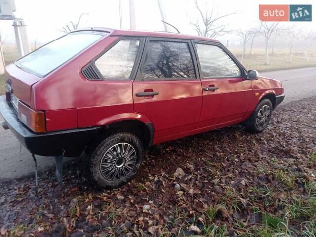 Красный ВАЗ 2109, объемом двигателя 1.3 л и пробегом 90 тыс. км за 750 $, фото 2 на Automoto.ua