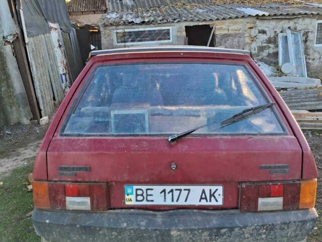 Красный ВАЗ 2109, объемом двигателя 1.5 л и пробегом 199 тыс. км за 999 $, фото 3 на Automoto.ua