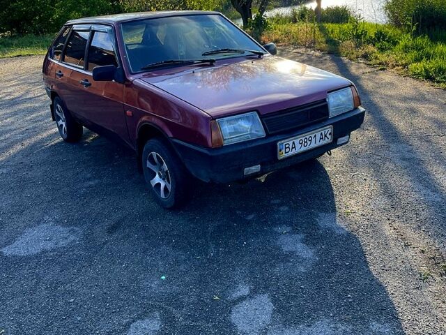 Красный ВАЗ 2109, объемом двигателя 1.5 л и пробегом 199 тыс. км за 1200 $, фото 1 на Automoto.ua