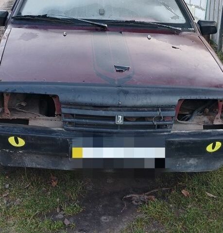 Красный ВАЗ 2109, объемом двигателя 1.5 л и пробегом 86 тыс. км за 403 $, фото 6 на Automoto.ua