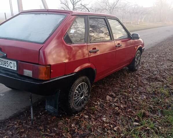 Красный ВАЗ 2109, объемом двигателя 1.3 л и пробегом 90 тыс. км за 750 $, фото 3 на Automoto.ua