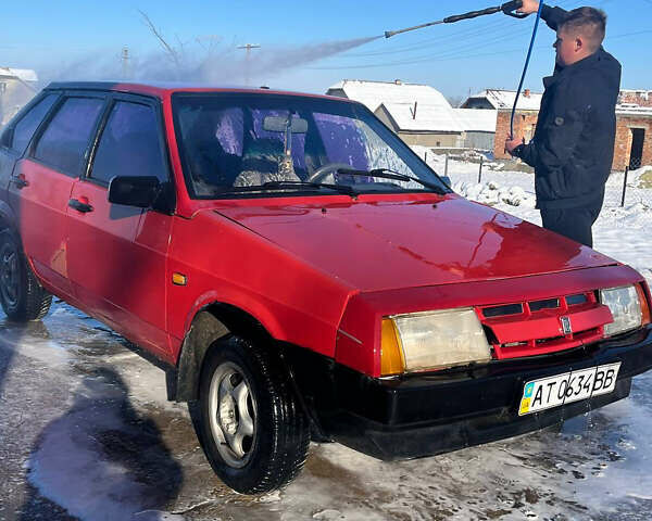 Красный ВАЗ 2109, объемом двигателя 1.6 л и пробегом 270 тыс. км за 1100 $, фото 2 на Automoto.ua