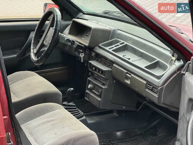 Червоний ВАЗ 2109, об'ємом двигуна 1.29 л та пробігом 101 тис. км за 850 $, фото 4 на Automoto.ua
