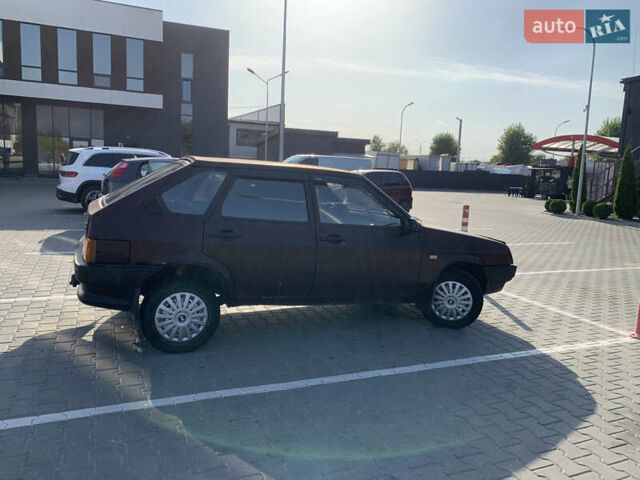 Красный ВАЗ 2109, объемом двигателя 1.29 л и пробегом 300 тыс. км за 900 $, фото 4 на Automoto.ua