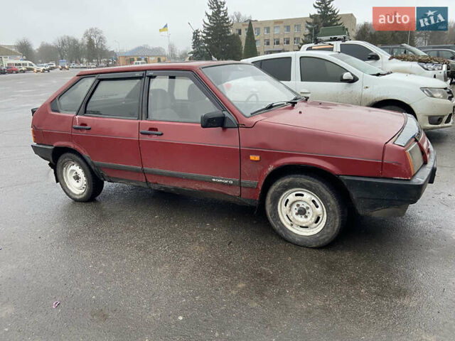 Красный ВАЗ 2109, объемом двигателя 1.5 л и пробегом 70 тыс. км за 750 $, фото 1 на Automoto.ua