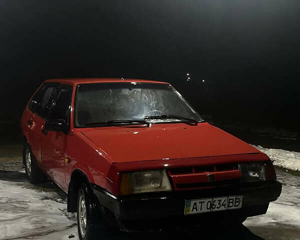 Красный ВАЗ 2109, объемом двигателя 1.6 л и пробегом 270 тыс. км за 1100 $, фото 5 на Automoto.ua