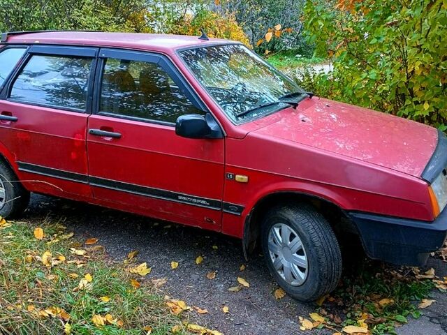 Красный ВАЗ 2109, объемом двигателя 1.3 л и пробегом 414 тыс. км за 1200 $, фото 3 на Automoto.ua