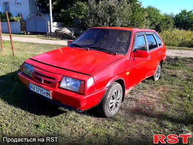 Красный ВАЗ 2109, объемом двигателя 1.3 л и пробегом 135 тыс. км за 590 $, фото 4 на Automoto.ua