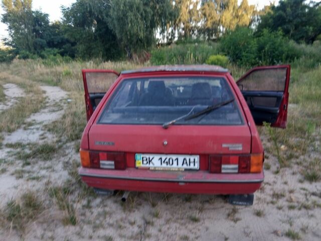 Красный ВАЗ 2109, объемом двигателя 1.3 л и пробегом 240 тыс. км за 700 $, фото 5 на Automoto.ua
