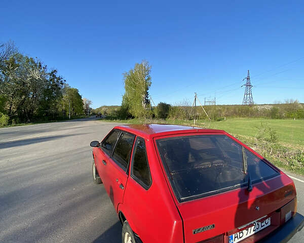 Червоний ВАЗ 2109, об'ємом двигуна 1.1 л та пробігом 180 тис. км за 1600 $, фото 3 на Automoto.ua