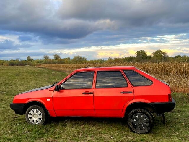 Красный ВАЗ 2109, объемом двигателя 1.5 л и пробегом 0 тыс. км за 950 $, фото 6 на Automoto.ua