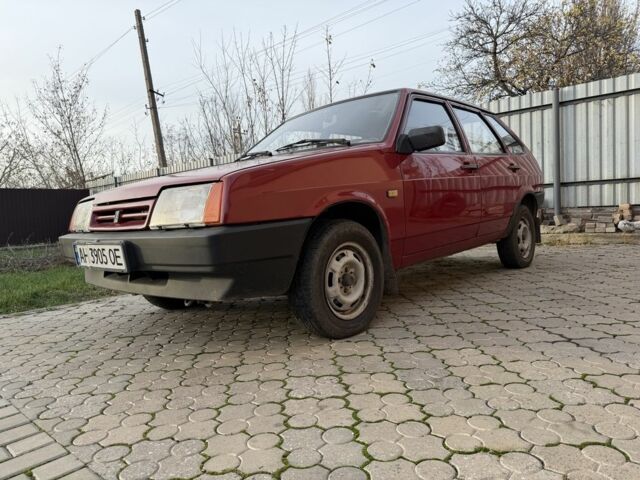 Красный ВАЗ 2109, объемом двигателя 1.5 л и пробегом 200 тыс. км за 1200 $, фото 1 на Automoto.ua