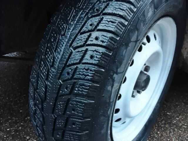 ВАЗ 2109 1992 в Борисполе на Automoto.ua Красный ВАЗ 2109, объемом двигателя 1.5 л и пробегом 140 тыс. км за 864 $, фото 7 на Automoto.ua