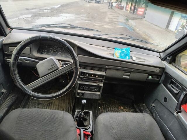 Червоний ВАЗ 2109, об'ємом двигуна 1.3 л та пробігом 95 тис. км за 691 $, фото 5 на Automoto.ua