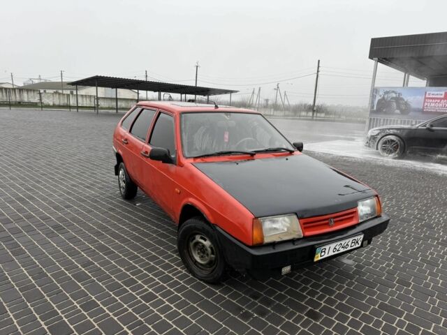 Красный ВАЗ 2109, объемом двигателя 1.5 л и пробегом 6 тыс. км за 828 $, фото 4 на Automoto.ua