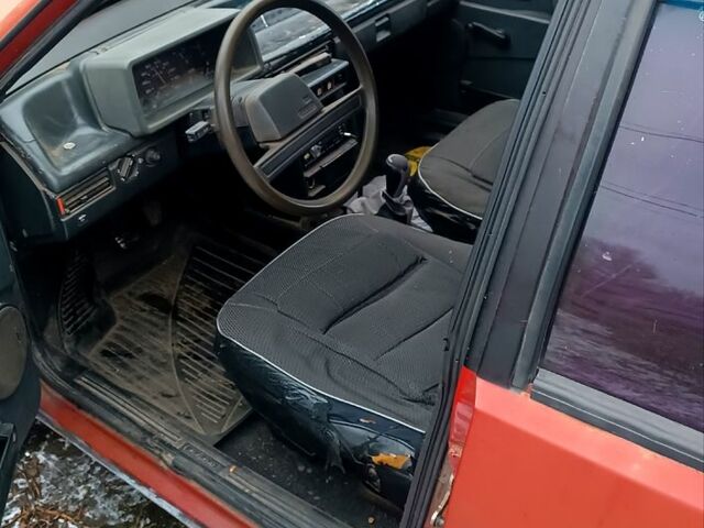 Красный ВАЗ 2109, объемом двигателя 1.5 л и пробегом 0 тыс. км за 600 $, фото 5 на Automoto.ua