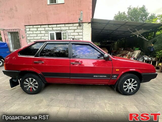 Красный ВАЗ 2109, объемом двигателя 1.5 л и пробегом 380 тыс. км за 1550 $, фото 1 на Automoto.ua