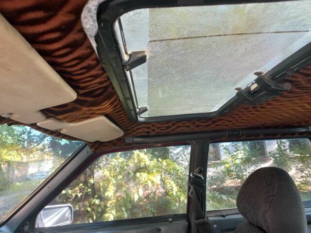 Красный ВАЗ 2109, объемом двигателя 1.3 л и пробегом 453 тыс. км за 594 $, фото 3 на Automoto.ua