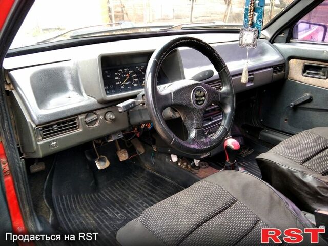 Красный ВАЗ 2109, объемом двигателя 15 л и пробегом 0 тыс. км за 1080 $, фото 4 на Automoto.ua