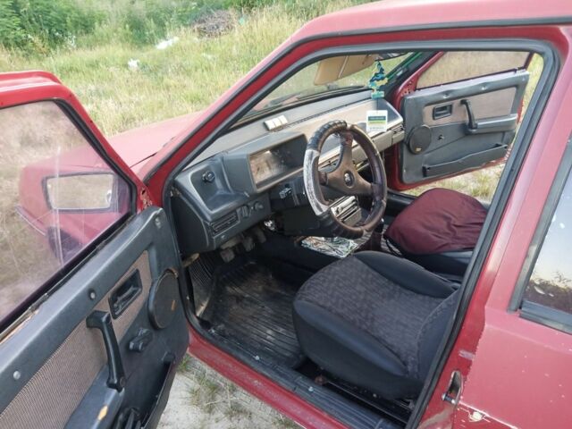Красный ВАЗ 2109, объемом двигателя 1.3 л и пробегом 240 тыс. км за 700 $, фото 1 на Automoto.ua