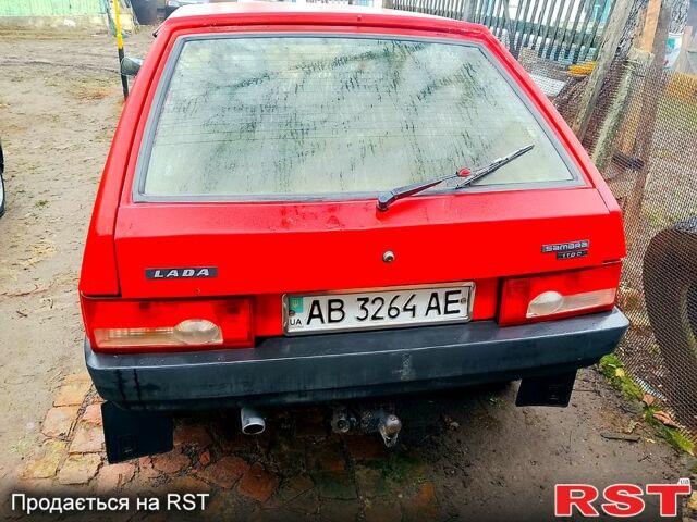 Красный ВАЗ 2109, объемом двигателя 1.1 л и пробегом 198 тыс. км за 888 $, фото 1 на Automoto.ua