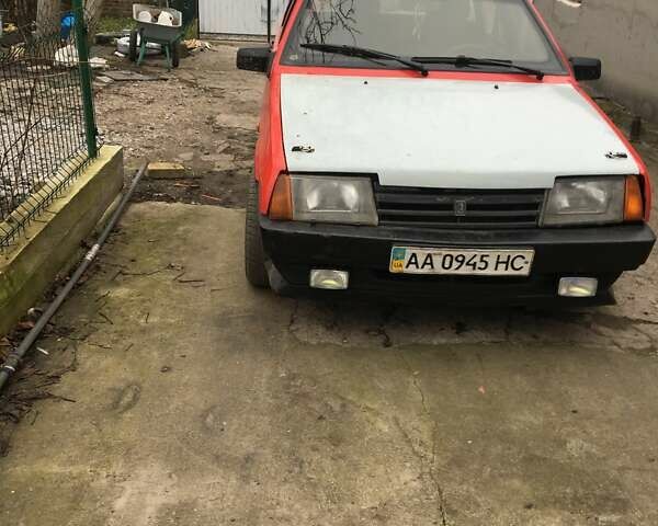 Красный ВАЗ 2109, объемом двигателя 1.5 л и пробегом 275 тыс. км за 1300 $, фото 5 на Automoto.ua