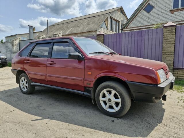 Красный ВАЗ 2109, объемом двигателя 1.5 л и пробегом 38 тыс. км за 1524 $, фото 4 на Automoto.ua