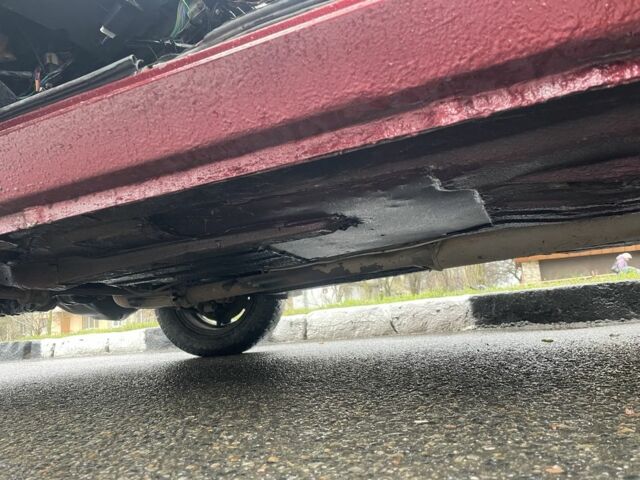 Красный ВАЗ 2109, объемом двигателя 1.5 л и пробегом 135 тыс. км за 1350 $, фото 3 на Automoto.ua