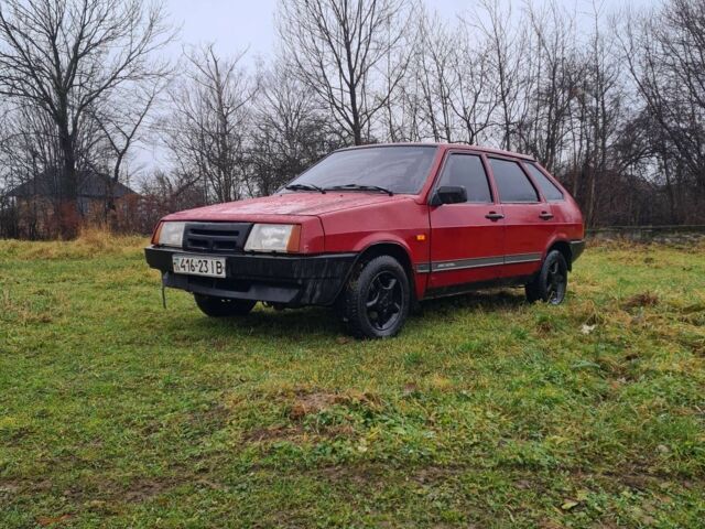 Красный ВАЗ 2109, объемом двигателя 1.5 л и пробегом 230 тыс. км за 700 $, фото 2 на Automoto.ua