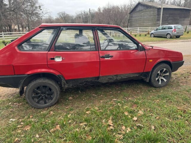 Красный ВАЗ 2109, объемом двигателя 1.1 л и пробегом 82 тыс. км за 550 $, фото 1 на Automoto.ua