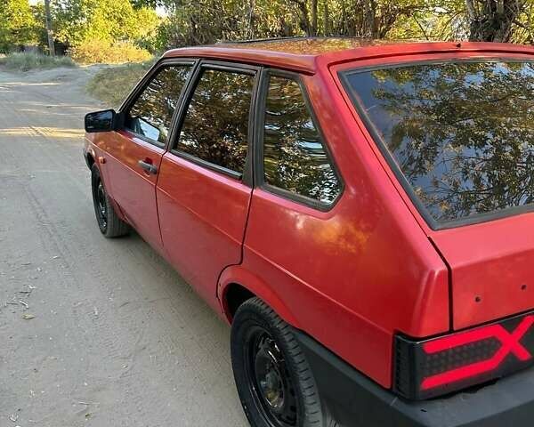 Красный ВАЗ 2109, объемом двигателя 1.5 л и пробегом 1 тыс. км за 1500 $, фото 6 на Automoto.ua