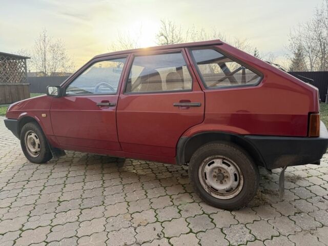Красный ВАЗ 2109, объемом двигателя 1.5 л и пробегом 200 тыс. км за 1200 $, фото 2 на Automoto.ua