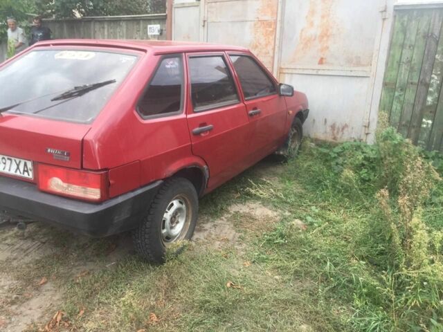 ВАЗ 2109 1992 в Харькове на Automoto.ua Красный ВАЗ 2109, объемом двигателя 0 л и пробегом 30 тыс. км за 1600 $, фото 7 на Automoto.ua