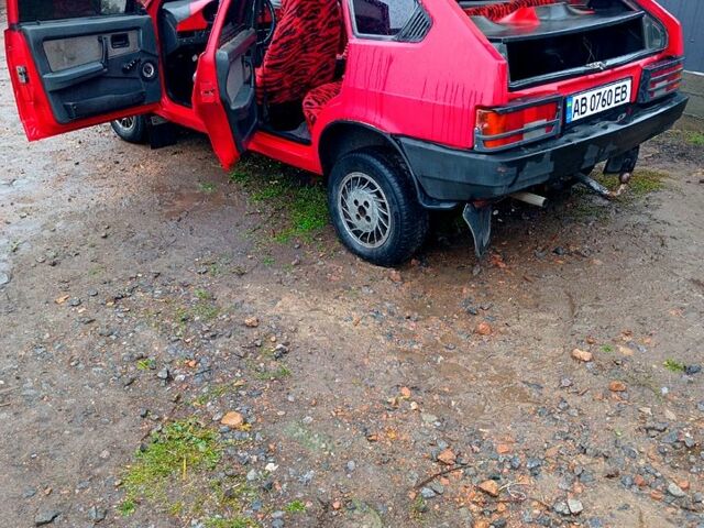 ВАЗ 2109 1992 у Вінниці на Automoto.ua Червоний ВАЗ 2109, об'ємом двигуна 1.5 л та пробігом 0 тис. км за 1000 $, фото 7 на Automoto.ua