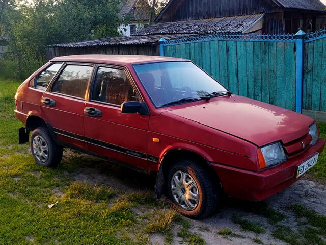 Красный ВАЗ 2109, объемом двигателя 1.5 л и пробегом 100 тыс. км за 1000 $, фото 3 на Automoto.ua