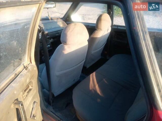 Красный ВАЗ 2109, объемом двигателя 1.5 л и пробегом 200 тыс. км за 1050 $, фото 1 на Automoto.ua