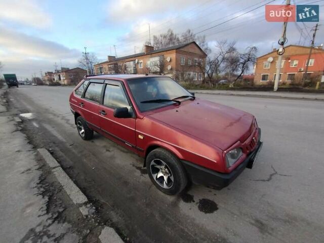 Красный ВАЗ 2109, объемом двигателя 1.29 л и пробегом 200 тыс. км за 900 $, фото 3 на Automoto.ua