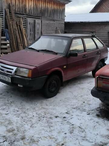 Красный ВАЗ 2109, объемом двигателя 1.3 л и пробегом 300 тыс. км за 750 $, фото 2 на Automoto.ua