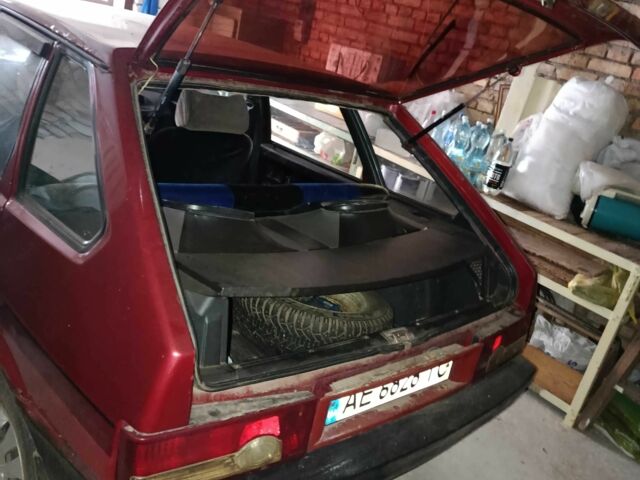 Червоний ВАЗ 2109, об'ємом двигуна 1.3 л та пробігом 290 тис. км за 1000 $, фото 6 на Automoto.ua