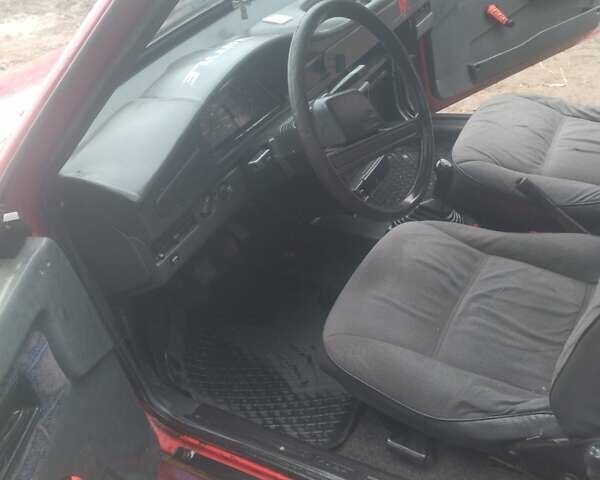 Красный ВАЗ 2109, объемом двигателя 1.1 л и пробегом 200 тыс. км за 600 $, фото 6 на Automoto.ua