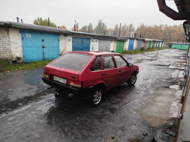 Красный ВАЗ 2109, объемом двигателя 1.3 л и пробегом 2 тыс. км за 902 $, фото 5 на Automoto.ua