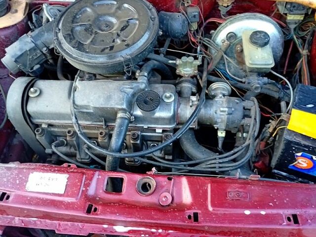 Красный ВАЗ 2109, объемом двигателя 1.5 л и пробегом 250 тыс. км за 1850 $, фото 5 на Automoto.ua